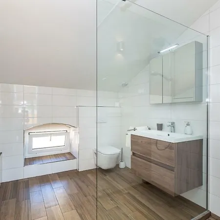 Apartment Modern Viola Near The Beach Vrbnik (Primorje-Gorski Kotar)